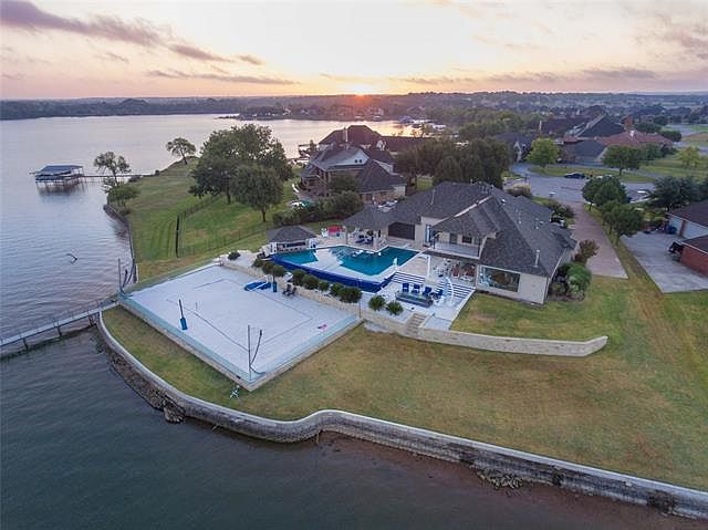 1st image of 12633 Lake Shore Ct N