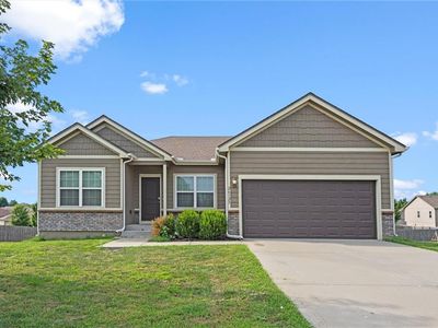 26125 W 141st Ter, Olathe, KS, 66061