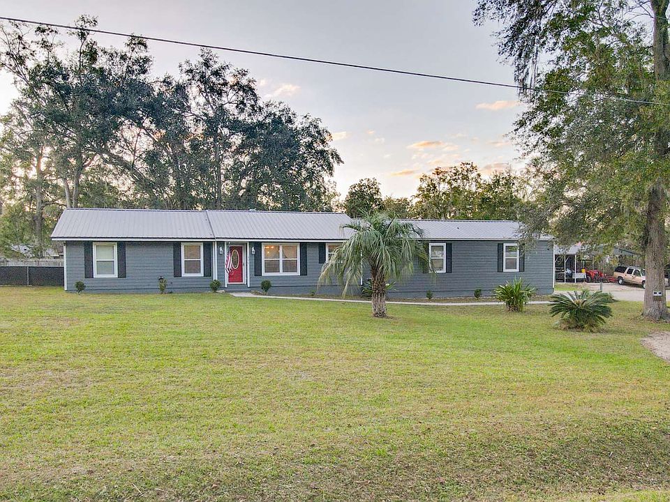 1st image of 190 SE Cherokee Way