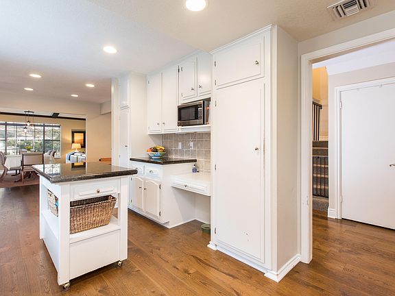 5th image of 5621 Slicers Cir