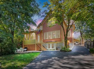 9746 S Prospect Ave, Chicago, IL 60643