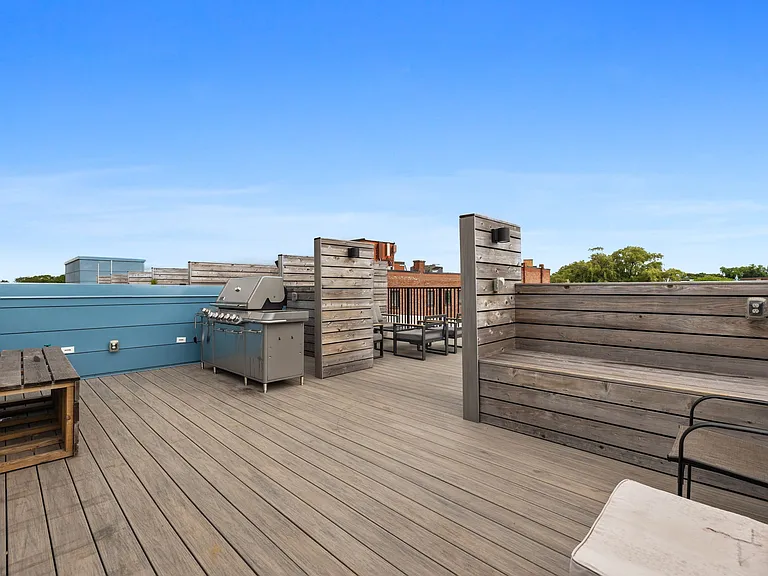 301 Border St #302 — Photo 43
