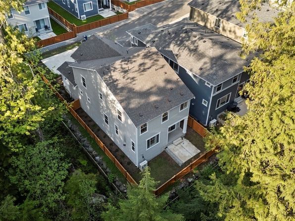 (undisclosed Address)