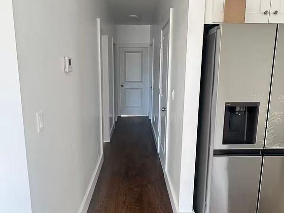 4th image of 98 Cortelyou Ave #1
