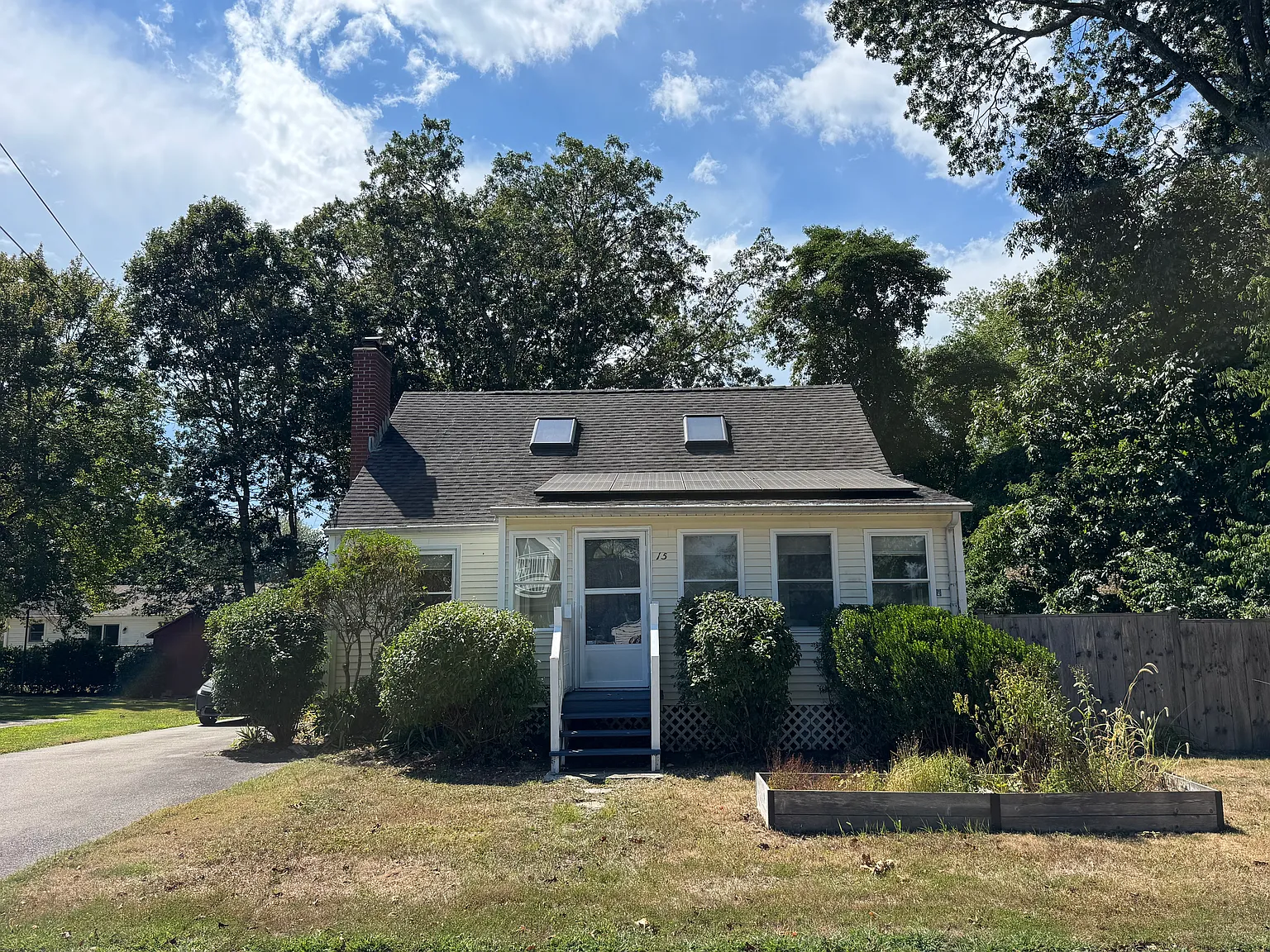 15 Hawks Nest Rd — Photo 1