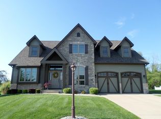 2060 Walker Dr, Valparaiso, IN 46385