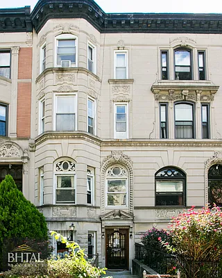 Sold by B.H. TAL Real Estate | media 2