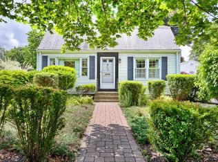 804 Trapelo Rd, Waltham, MA 02452