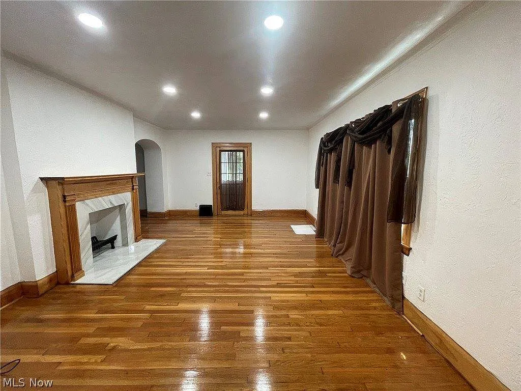 3 bed, 1422 sqft, $1,700 — Photo 4