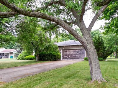 4697 Parker Rd, Hamburg, NY, 14075