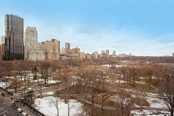 Sold by CitiSuites International Realty | media 19