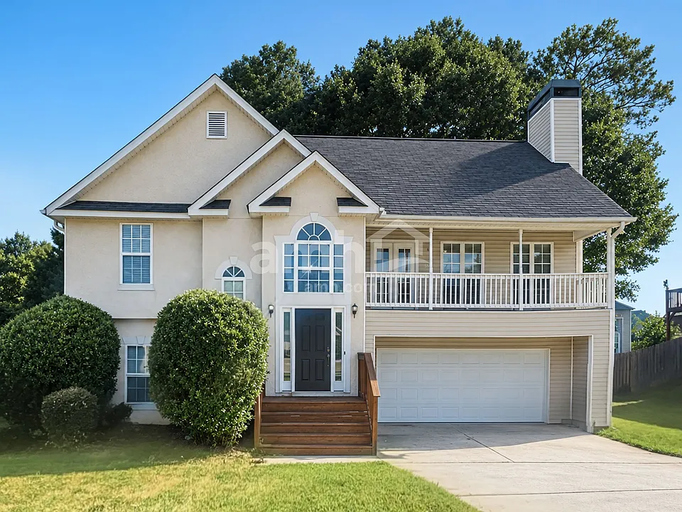 1135 Chateau Ter