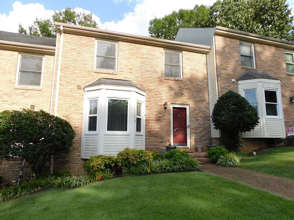 1st image of 230 Woodcastle Dr