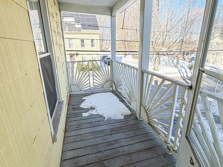 160 Brackett St — Photo 26