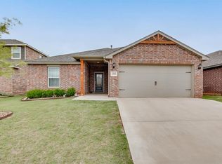 1705 Vermilion Ln, El Reno, OK 73036