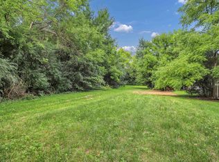 608 S Finley Rd, Lombard, IL 60148