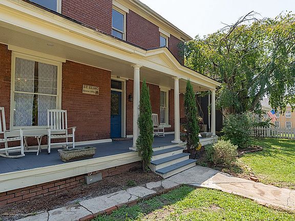 3rd image of 4416 Saint Elmo Ave