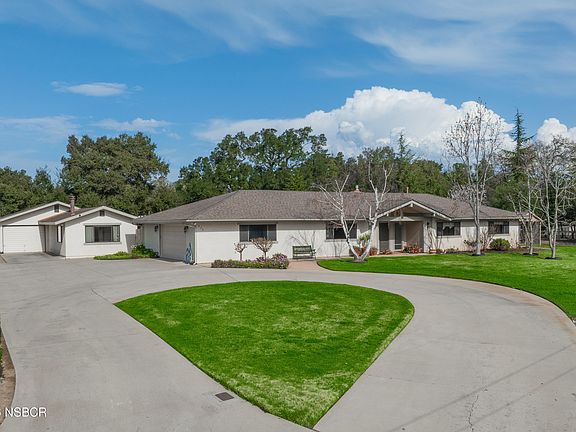 3rd image of 926 Ranch View Ln