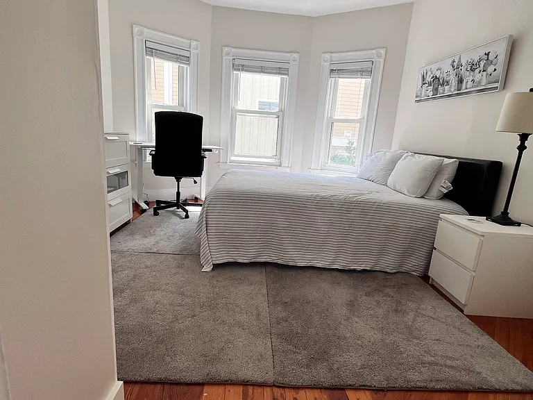 74 Lowell St #2 — Photo 7