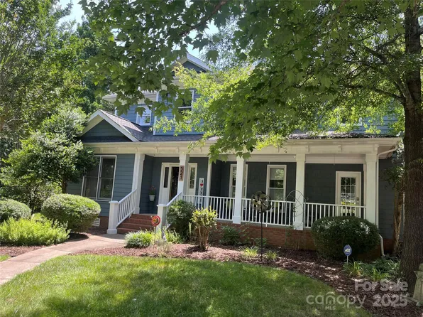 521 Ashby Dr, Davidson, NC 28036