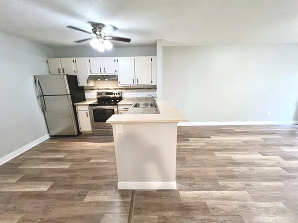 7123 Horner Ave #C, Saint Louis, MO 63117