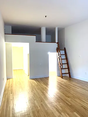 Rented by A Space Realty NY LLC | media 11