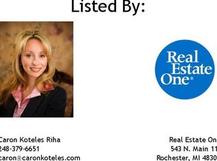 3054 Summit Ridge Dr, Rochester Hills, MI 48306