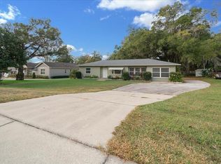 2810 SE LAKE WEIR AVENUE, OCALA, FL 34471