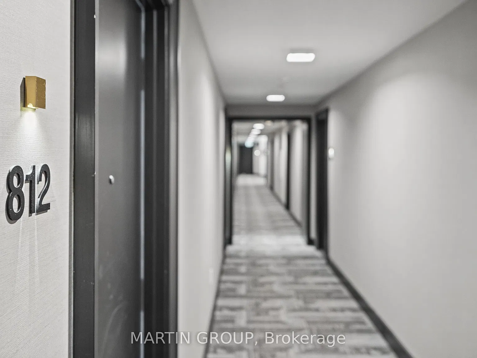 Nuvo Condos — Photo 4