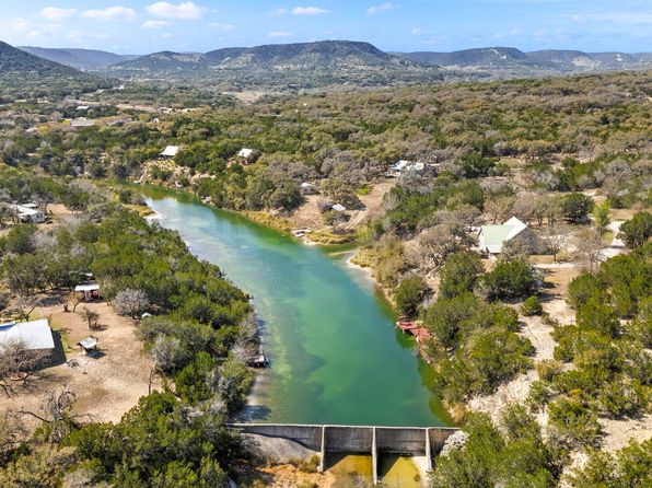 668 Indian Mound, Tarpley, TX 78883