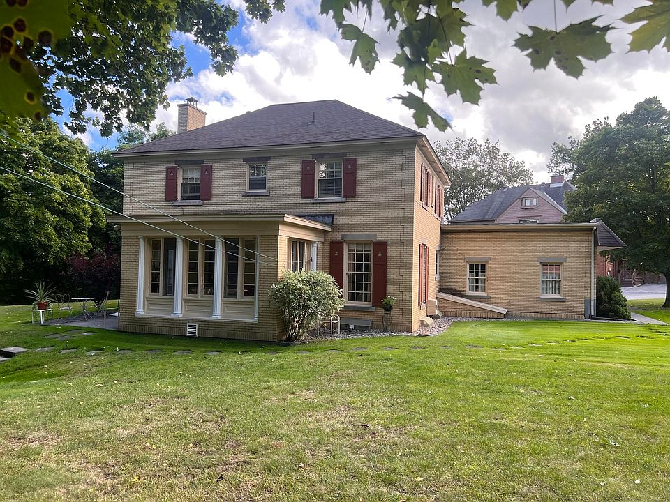 1st image of 312 Emmett St