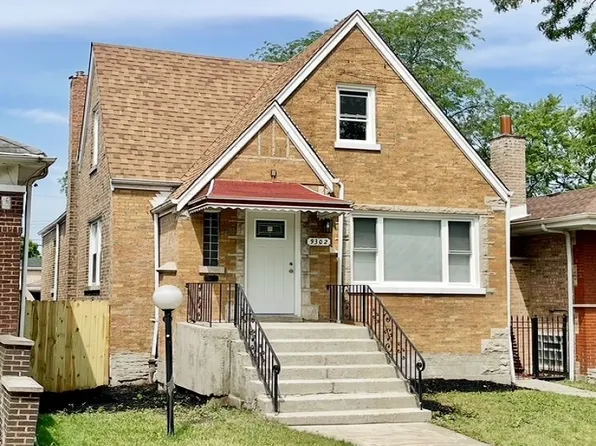 9302 S Eberhart Ave, Chicago, IL 60619
