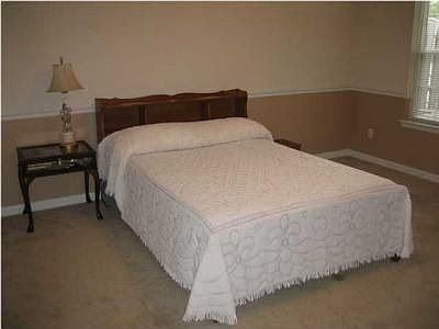 4th image of 17 Flagstone Dr