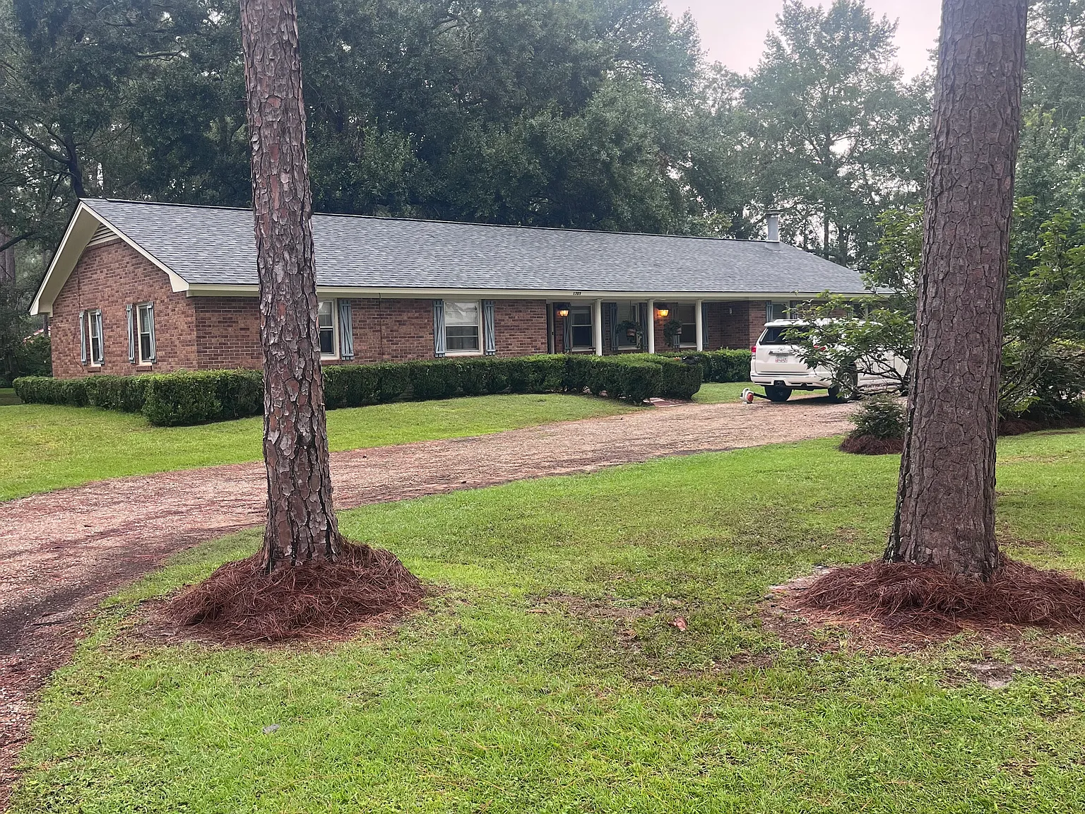 3 bed, 2200 sqft, $2,000 — Photo 1