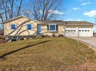 5019 Cosgrove Rd SW, Kalona, IA 52247