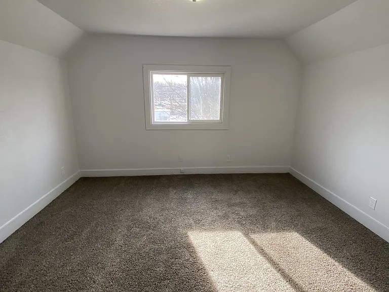 232 W Wilkins St #2 — Photo 5