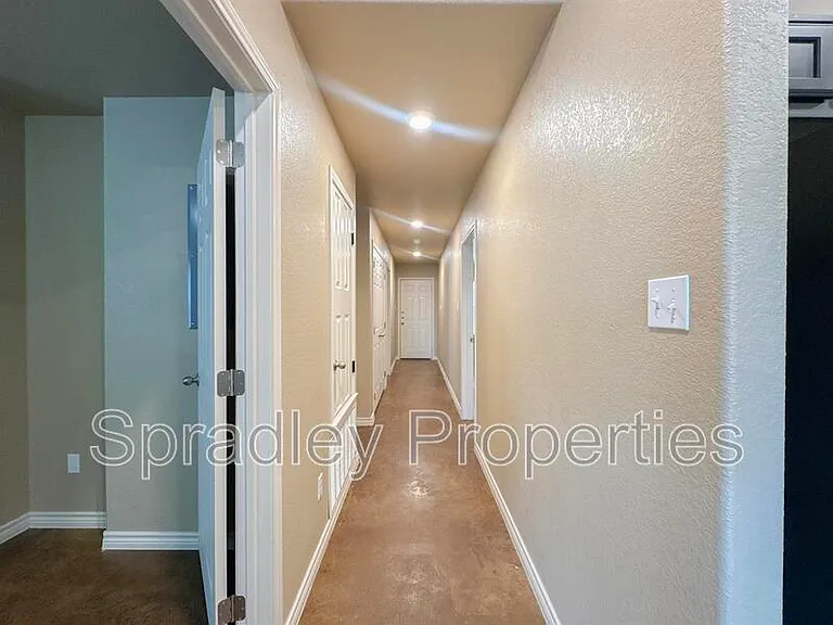 1562 Vani Ct — Photo 5