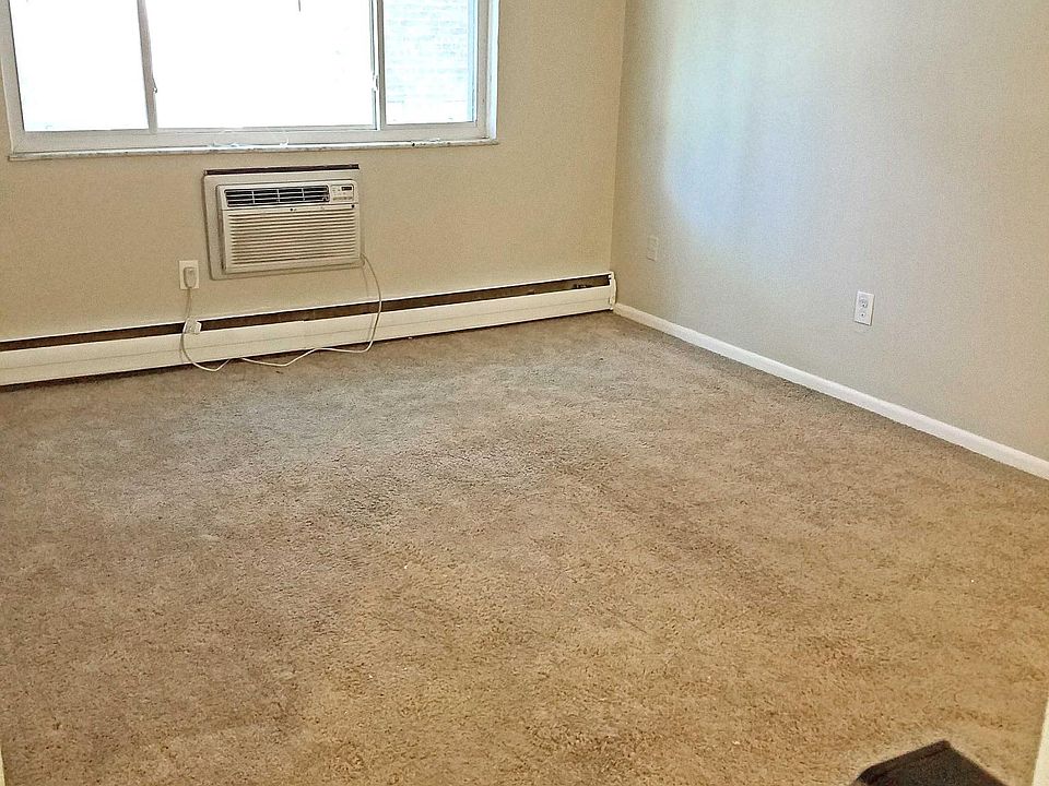 1st image of 3778 W 33rd St APT 9