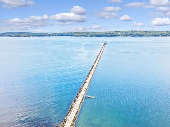 59 Village Way #59, Rockport, ME 04856