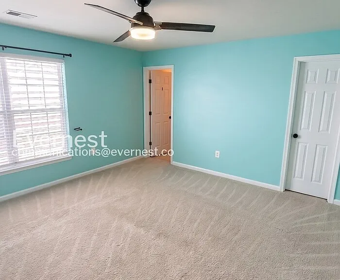 8348 Middle Ruddings Dr — Photo 18