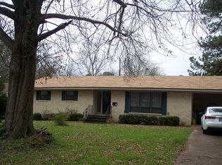 1405 Colquitt St, Magnolia, AR 71753