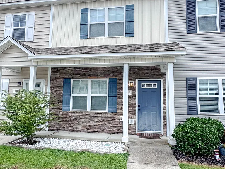 203 Justice Farm Dr — Photo 2