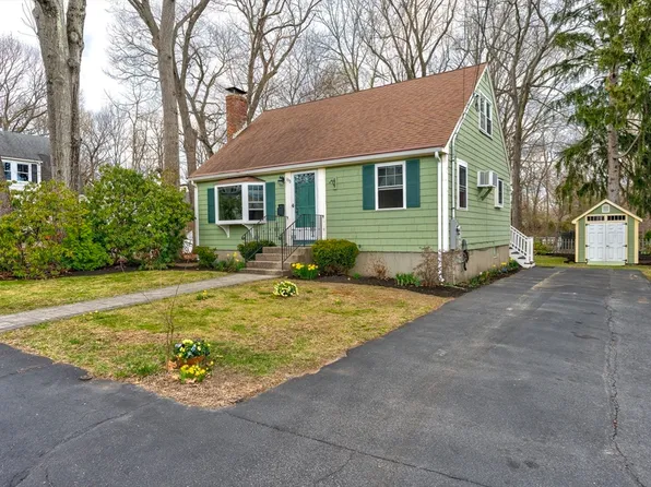 103 Prospect St N, Braintree, MA 02184