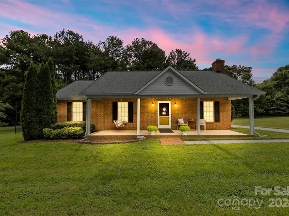 306 Robert Keever Rd, Stanley, NC 28164