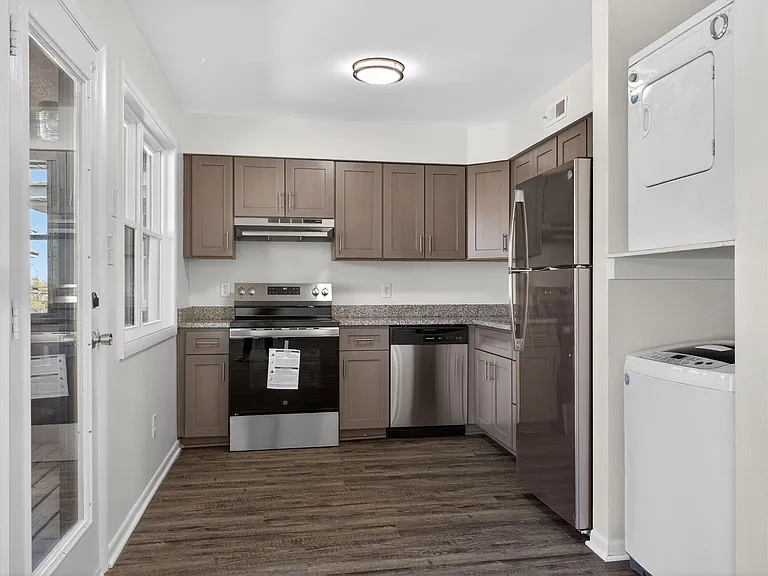 1415 E Ocean View Ave — Photo 5
