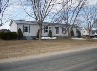 423 Vassar Rd, Altona, NY 12910