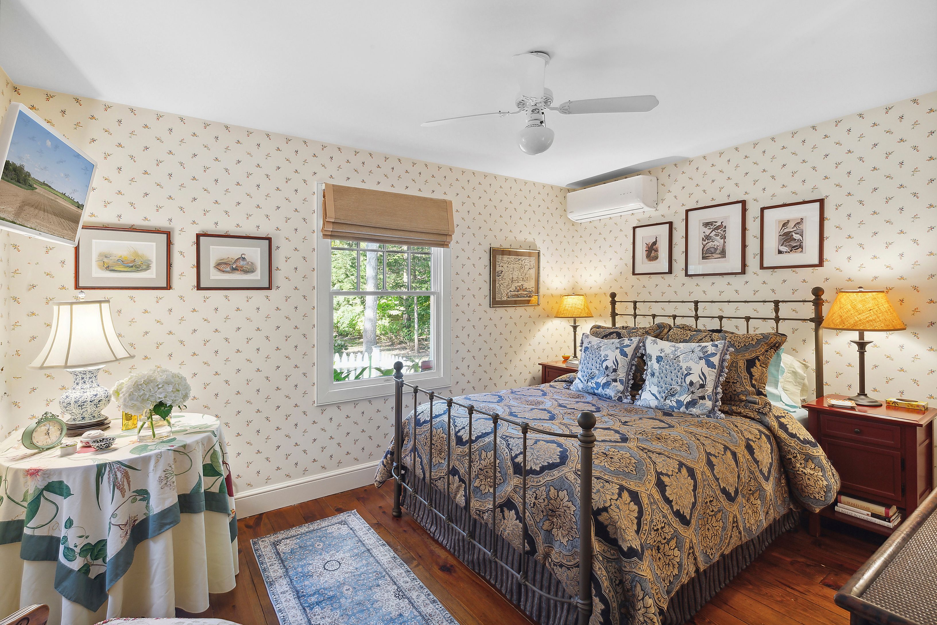 969 Springs Fireplace Rd, East Hampton, NY 11937 Out East