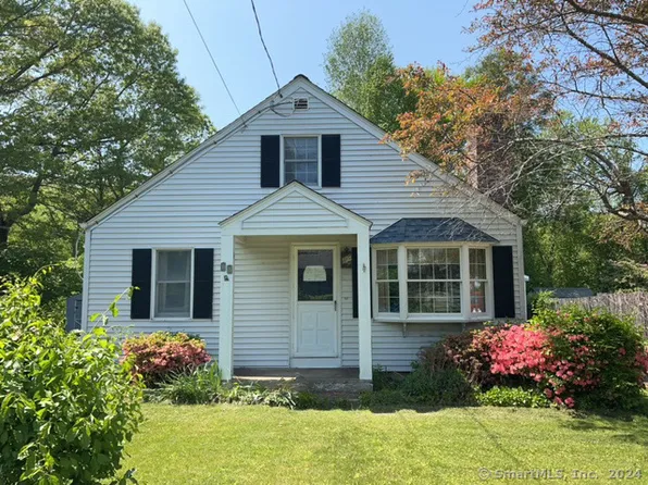 18 Hillside Road, Old Lyme, CT 06371