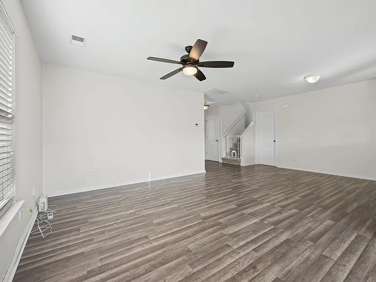 232 Coosawatchie St — Photo 10