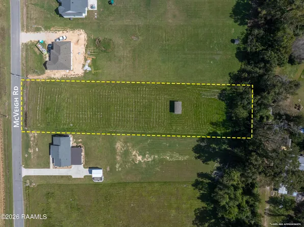 14 McVeigh Rd, Arnaudville, LA 70512